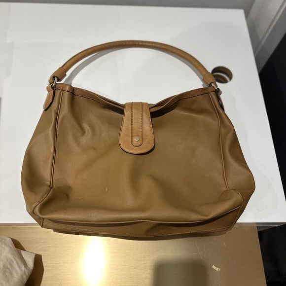 Pre-owned Escada shoulder bag women's leather. - Picture 2 of 16